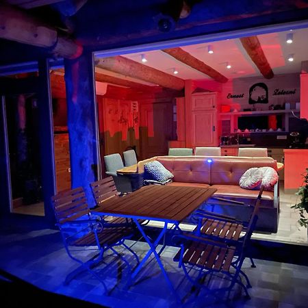 Holiday Home Ernest Zelezni With Hot Tub 이반치나고리차 외부 사진